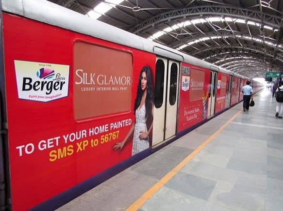 Train branding1