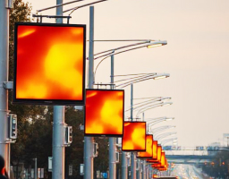 DOOH-Digital Street Poles